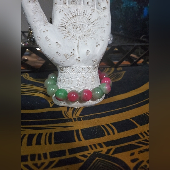 NWOT Watermelon Tourmaline elastic bracelet - Picture 3 of 3